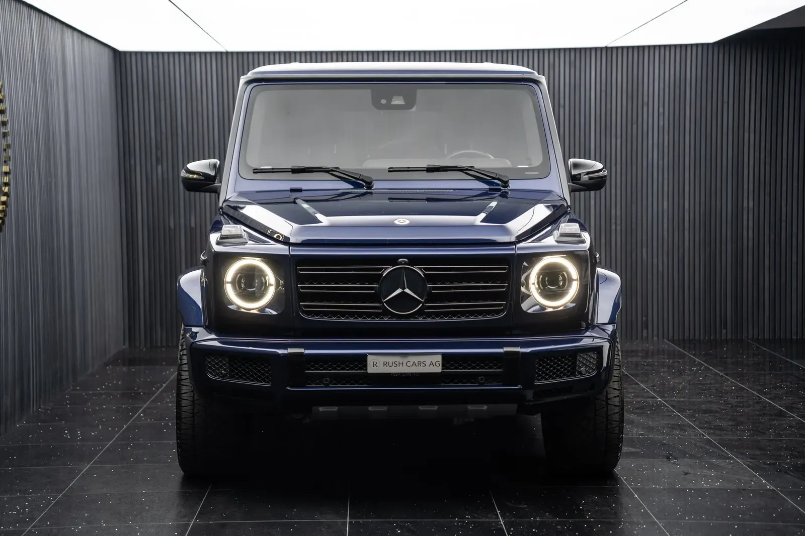 MERCEDES-BENZ G 400 d AMG Line 9G-Tronic