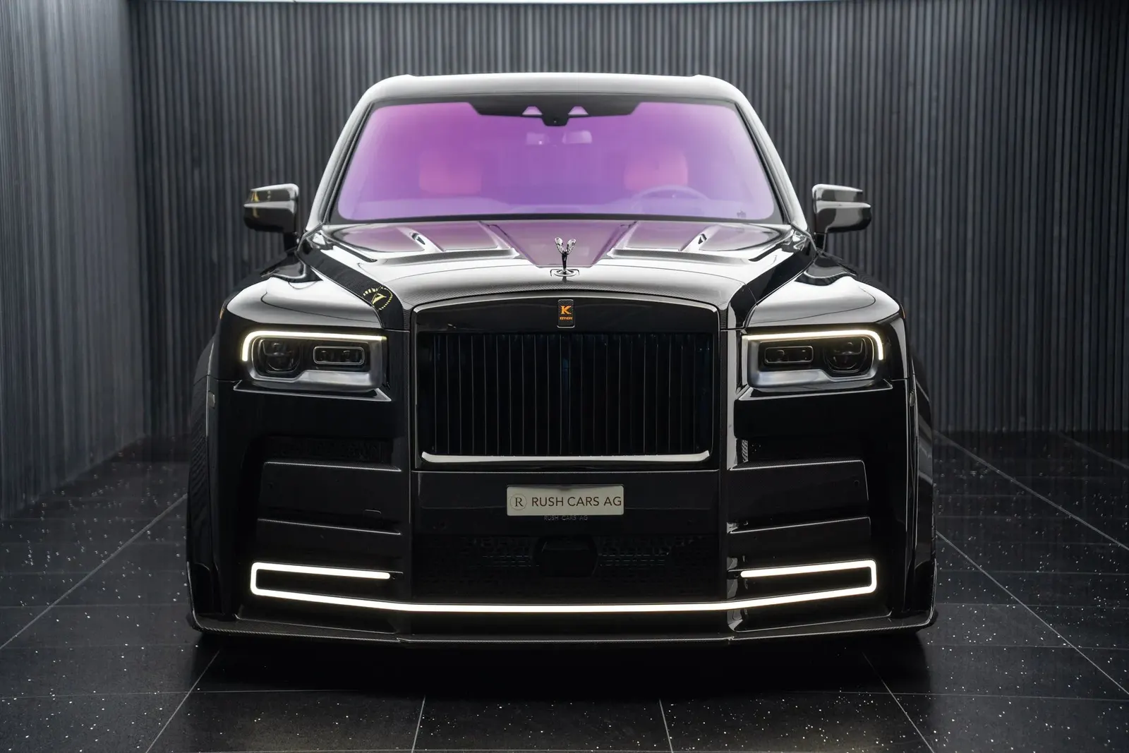 ROLLS-ROYCE Cullinan 6.7 V12 Black Badge KEYVANY